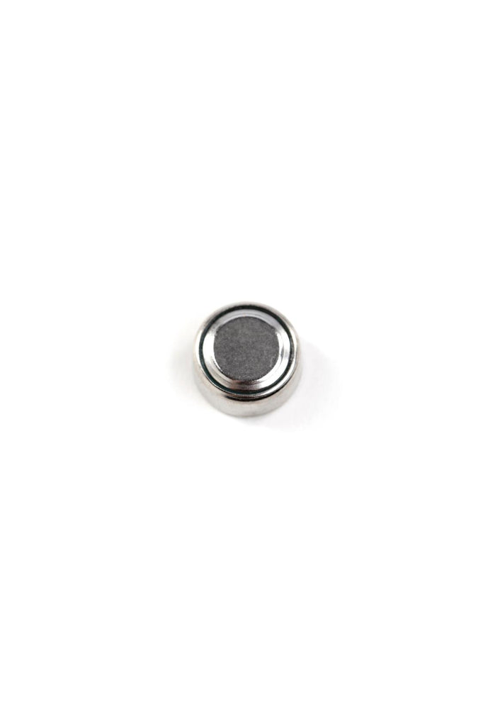 Zero Tolerance Crossbones 6pack Lr44 Battery